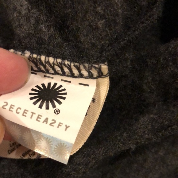 UGG Cropped Funnel Neck Sweatshirt in Dark Grey M - Picture 7 of 7